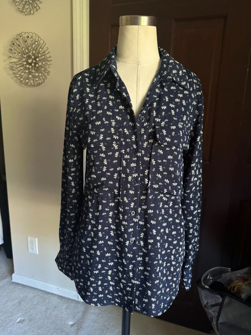 Elodie navy print floral button down blouse with pockets XS